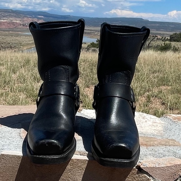 Frye 8R Harness Boots (Black/Size 7) - Picture 6 of 16